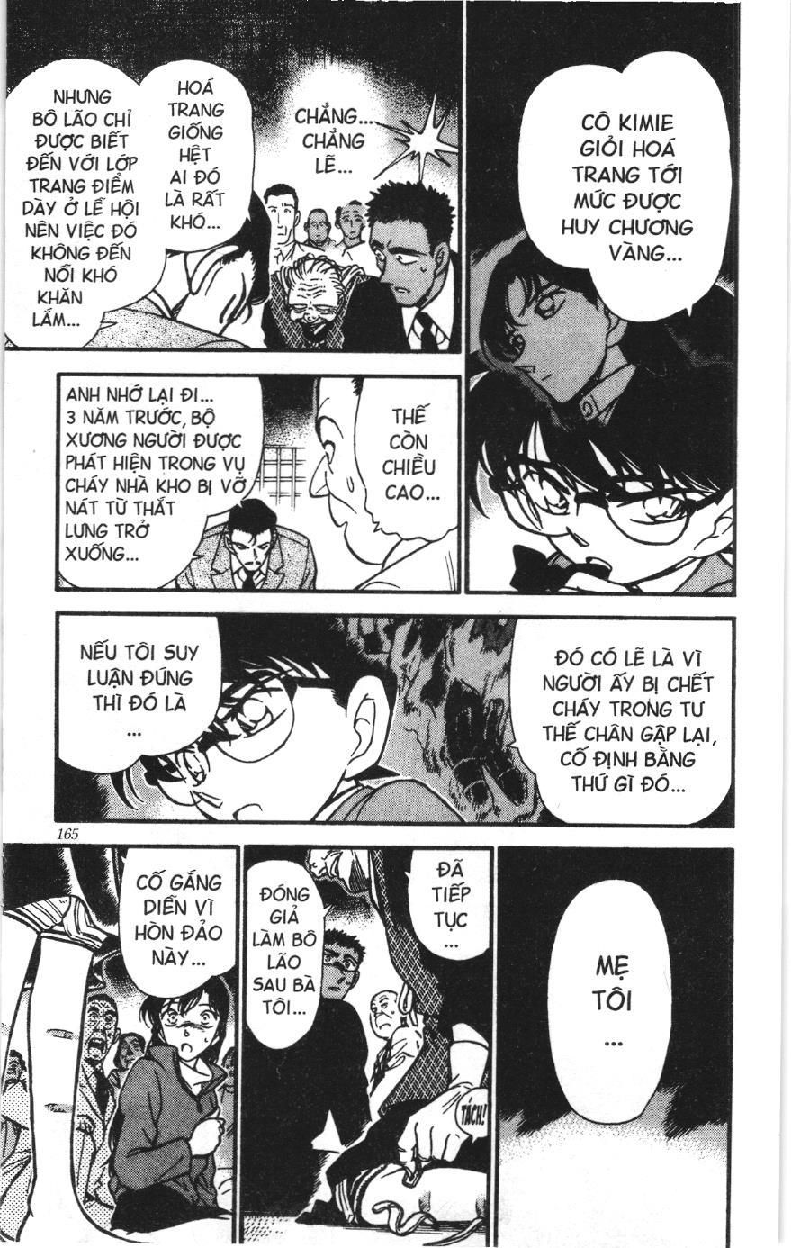 Thám tử lừng danh Conan Loạt truyện tranh Chap 293 - Next Chap 294