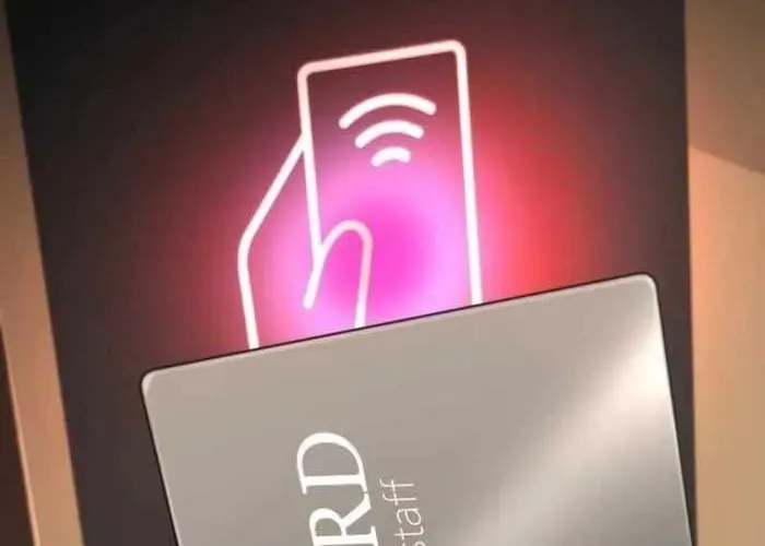 Câm Lặng Chap 10 - Next Chap 11